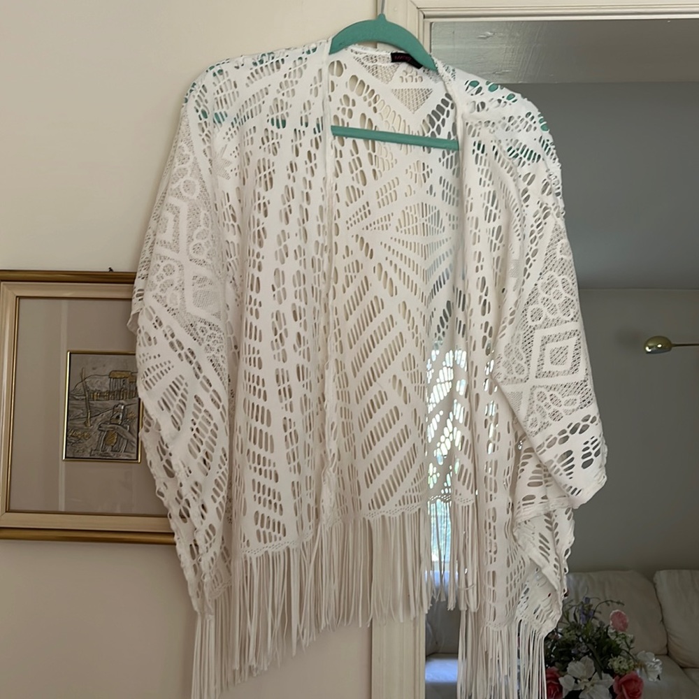 White fringe shawl